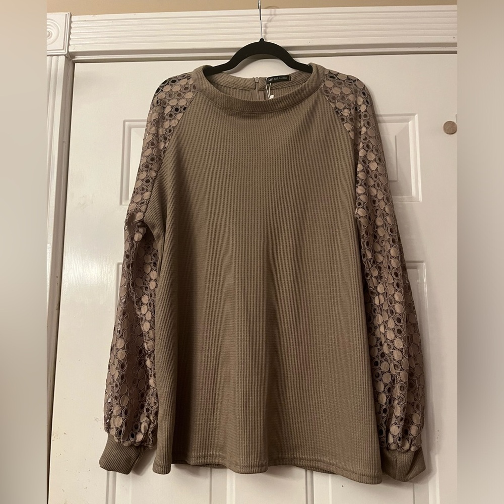 NWT MIHOLL Long-Sleeved Lace Waffle Blouse Sz XXL